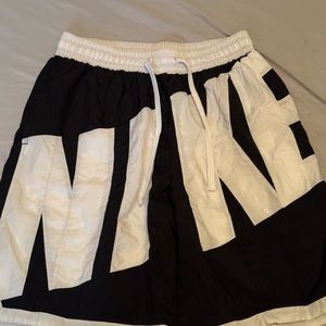 Nike mens bathing suit size large